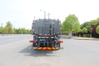 東風天錦后雙橋22.3方灑水車產(chǎn)品介紹